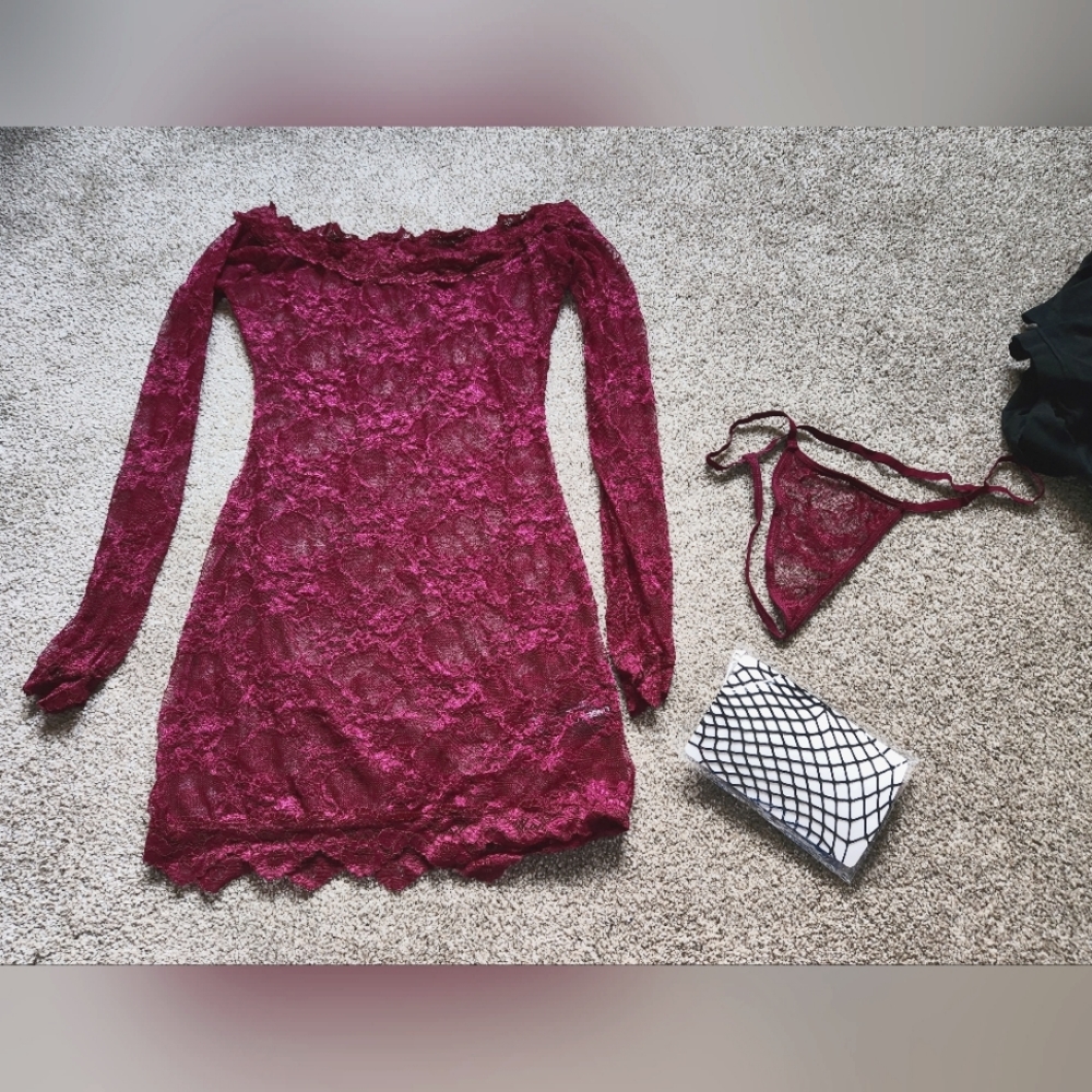 Lace dress with matching underwear & black fishnet